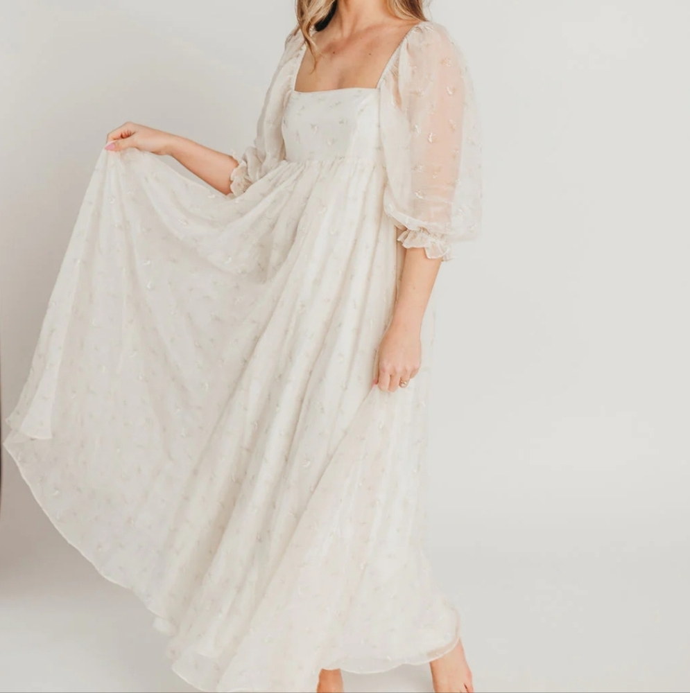 Mona Maxi Dress In Butter Floral